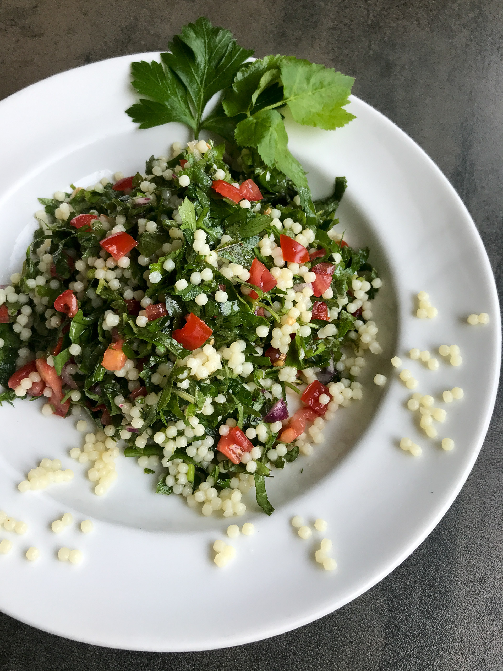 Salat mit Giersch und Petersilie - Gemüse mit Stil - natürlich.lecker.vegan